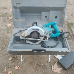 Makita Circular Saw