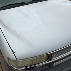 02 Tahoe hood suburban Silverado