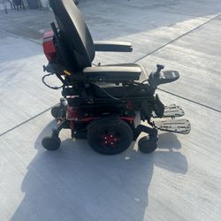 Quantum Power Wheelchair 