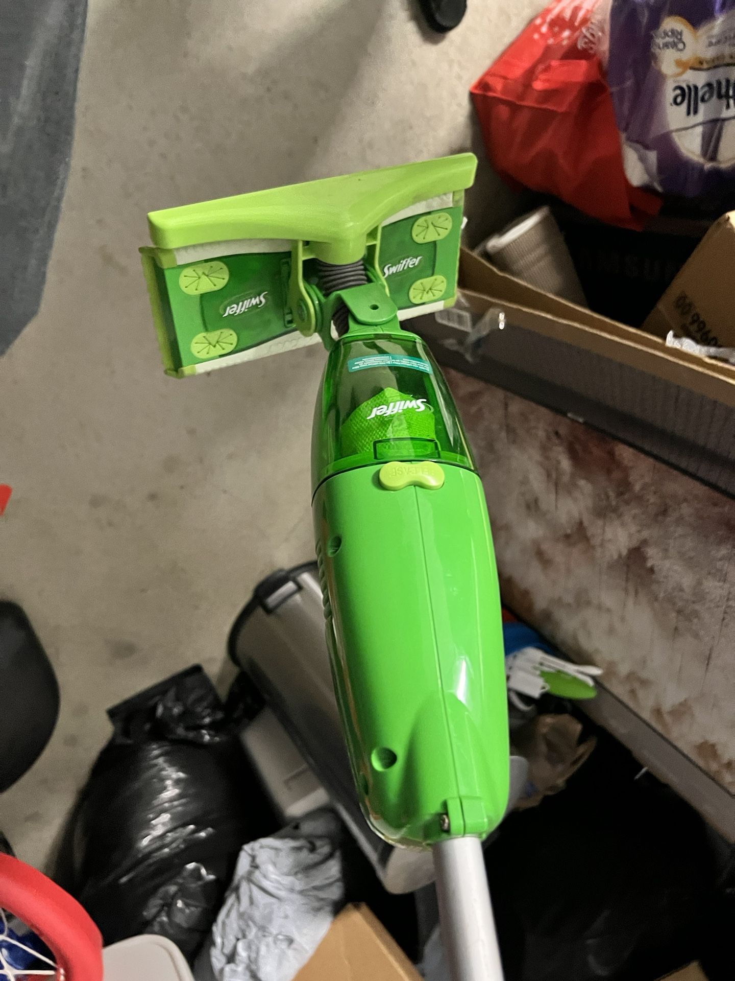 Swiffer Wet Jet for Sale in Grand Prairie, TX OfferUp