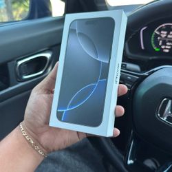 iPhone 16 Plus 