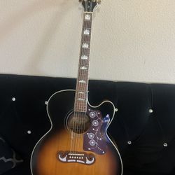 Epiphone EJ - 200 SCE