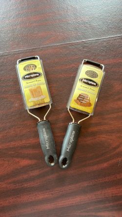 Microplane Pair of Gourmet Series Graters