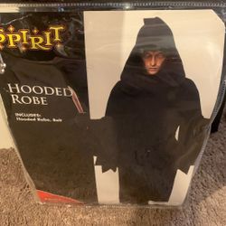 Spirit Halloween Ghost face Robe 