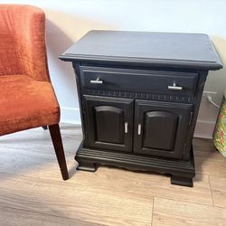 Accent Table Or Nightstand Ethan Allen