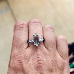 Beautiful Ring (Size 9)