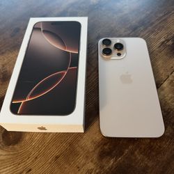 iPhone 16 Pro Max 