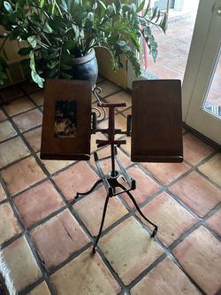 Oak Dictionary Stand