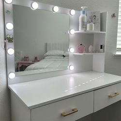 makeup vanity 🪞🎀