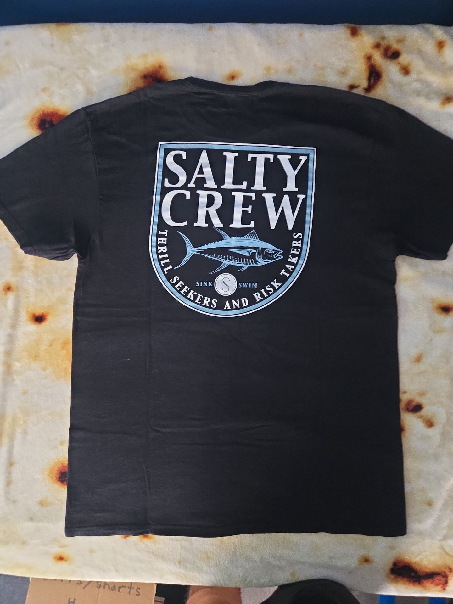 Salty crew shirt size L