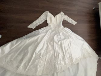 Off Beige White Dress