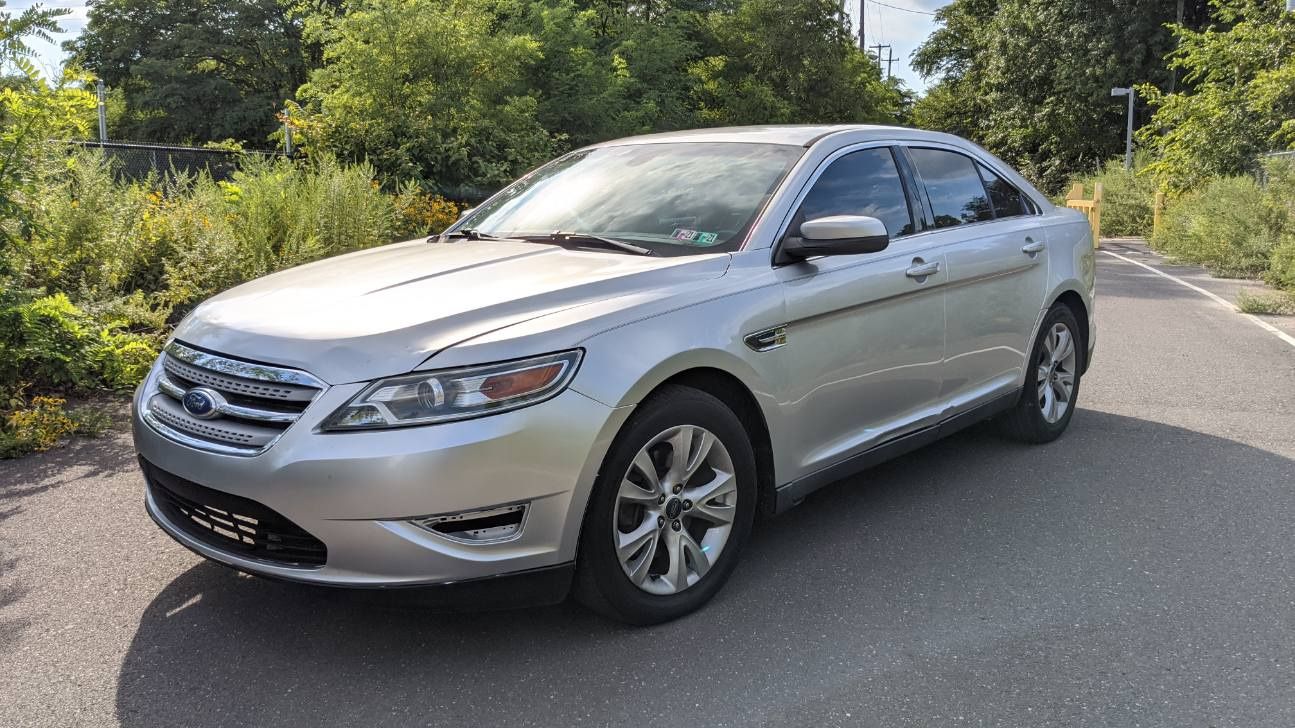 2011 Ford Taurus