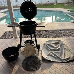 AKORN Griller/Smoker