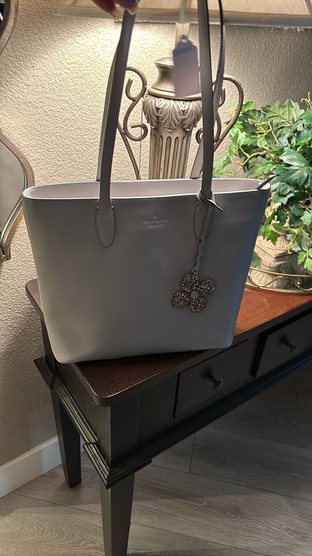 100% Authentic Kate Spade Tote
