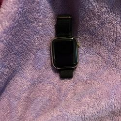 Apple Watch Series 8