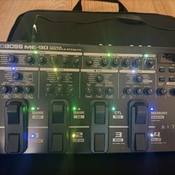 Boss ME-90 Guitar Effects Pedalboard 