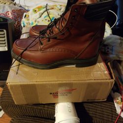 Red wing Boots