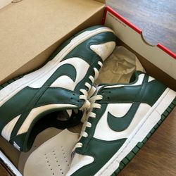 Nike Dunk “Spartan Green” size 11.5