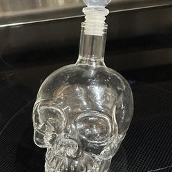 Skull Glass Whiskey decanter