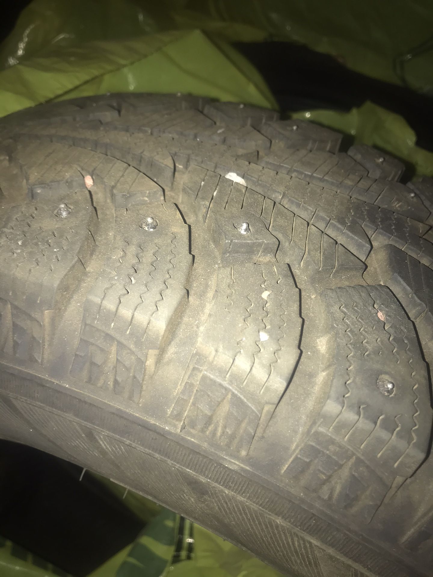 195/65r 15 winter pike snow stud tires