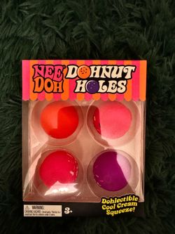 1 DohNut Holes (4pcs) Needoh | Tiktok Viral Squishy
