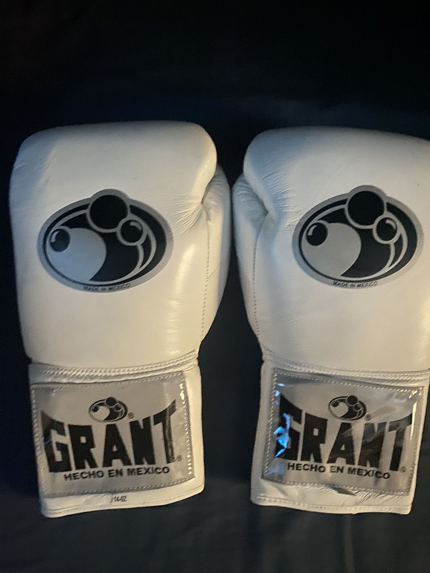 Grant Boxing Gloves 14oz