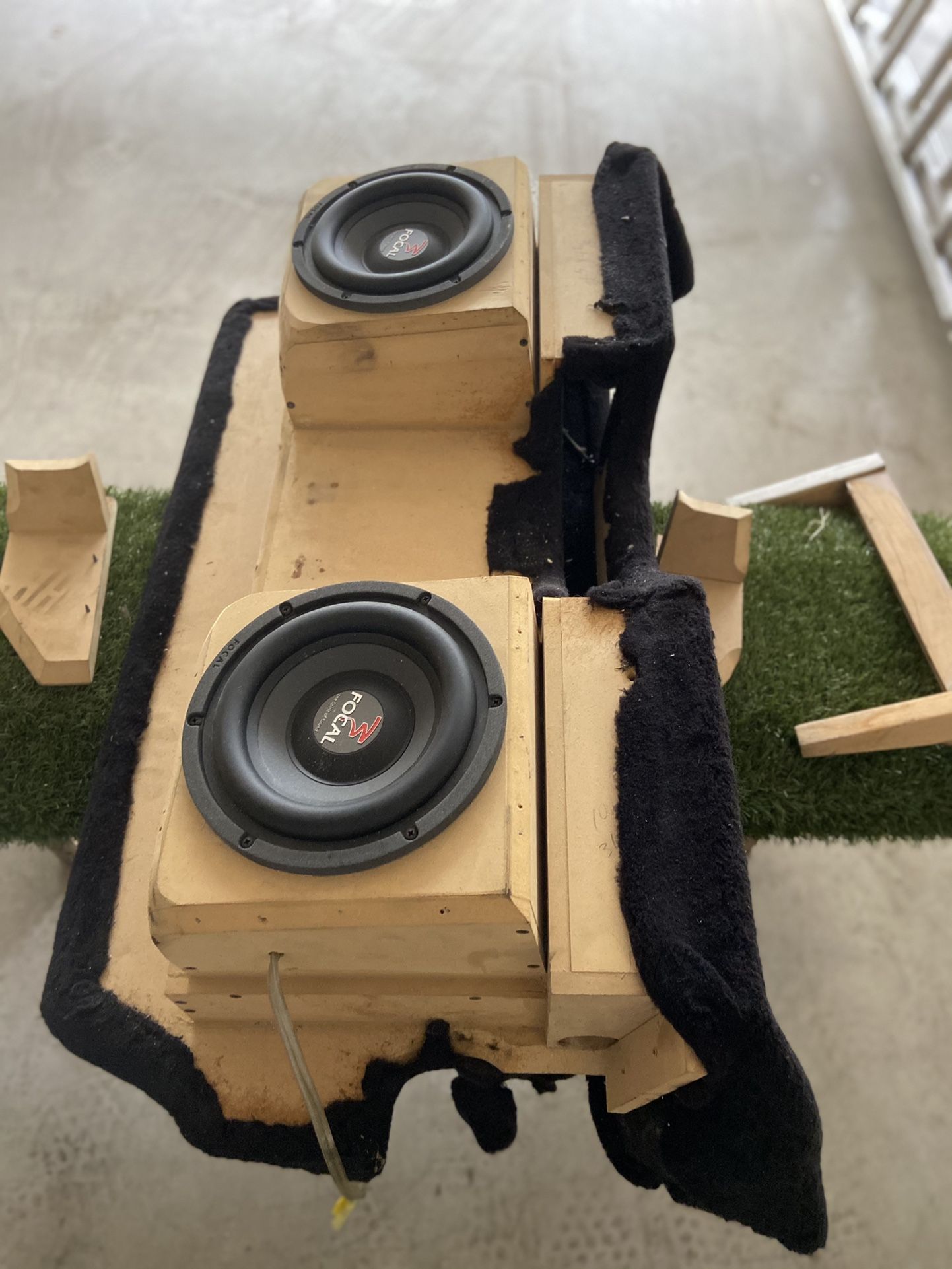 Porsche 911 (993) Rear Seat Delete With Focal Subwoofers