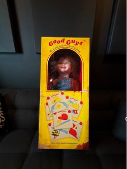 Trick or Treat Studios Ultimate Chucky Doll w/ Original Good Guys Box & Official Replica Knife