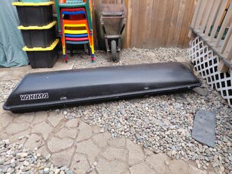 Yakima Rooftop Cargo Box