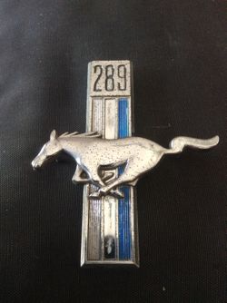 Original Mustang emblem