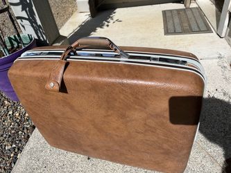 Vintage Samsonite Rolling Hardside Suit Case