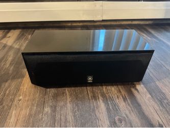 Yamaha center speaker NS-AP4400C