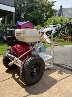 Simpson 4200 PSI 4.0 GPH pressure washer