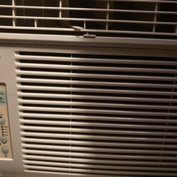 10,000 BTU Energy Star Window Air Conditioner