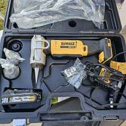Dewalt Pex Expander 1/2" & 3/4"