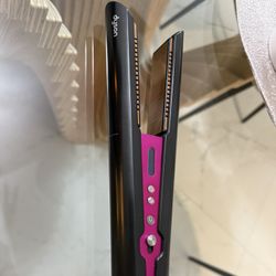 Dyson Corrale hair straightener 