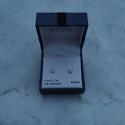 Princess Cut Earrings With Sterling Silver.