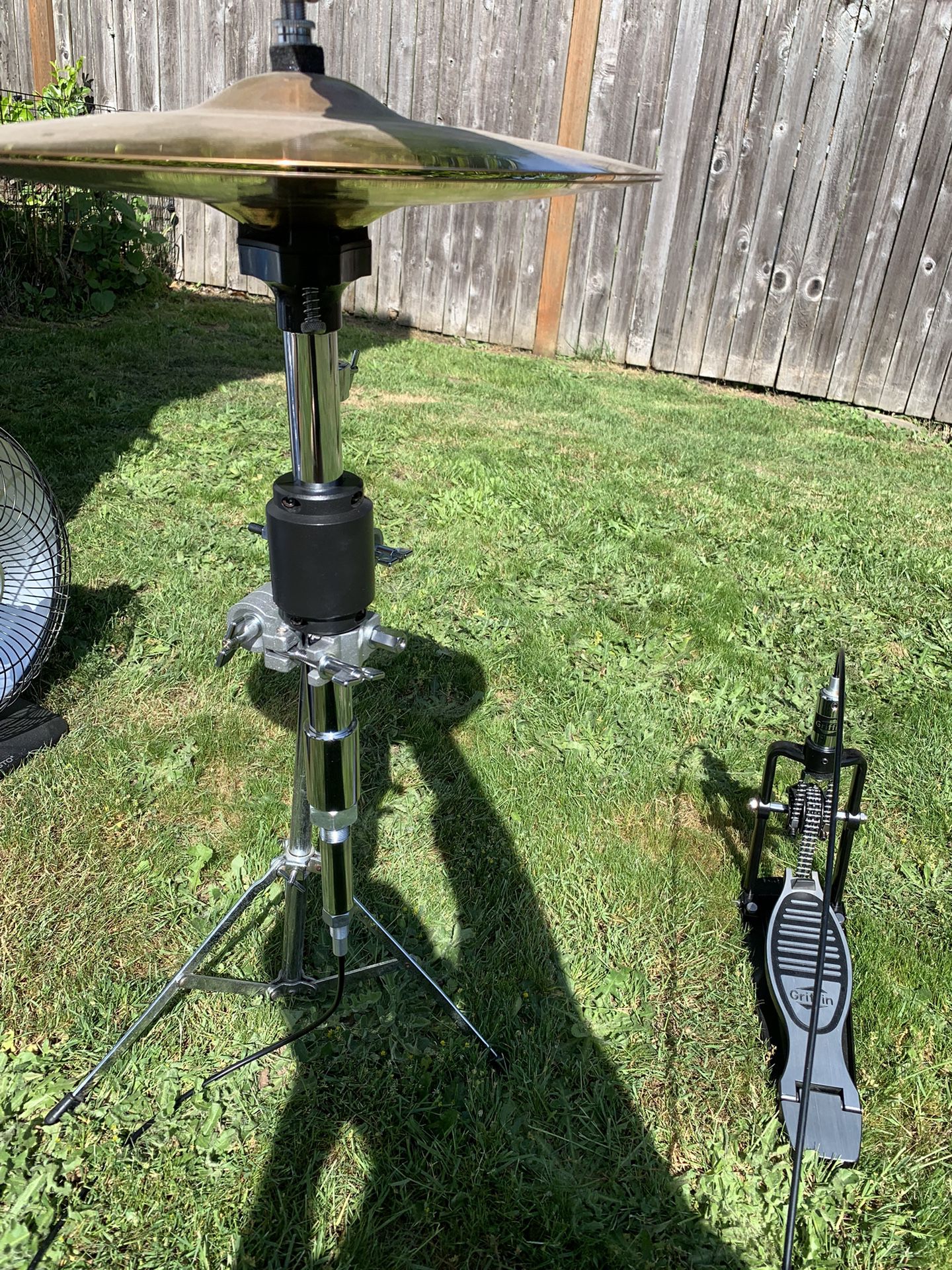 Remote hi-hat With Zildjian ZBTs And Stand