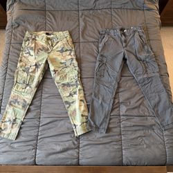 2 Pairs of Gap Vintage Style Cargo Pants Camo and Black Men’s Size 32 X 30 Used