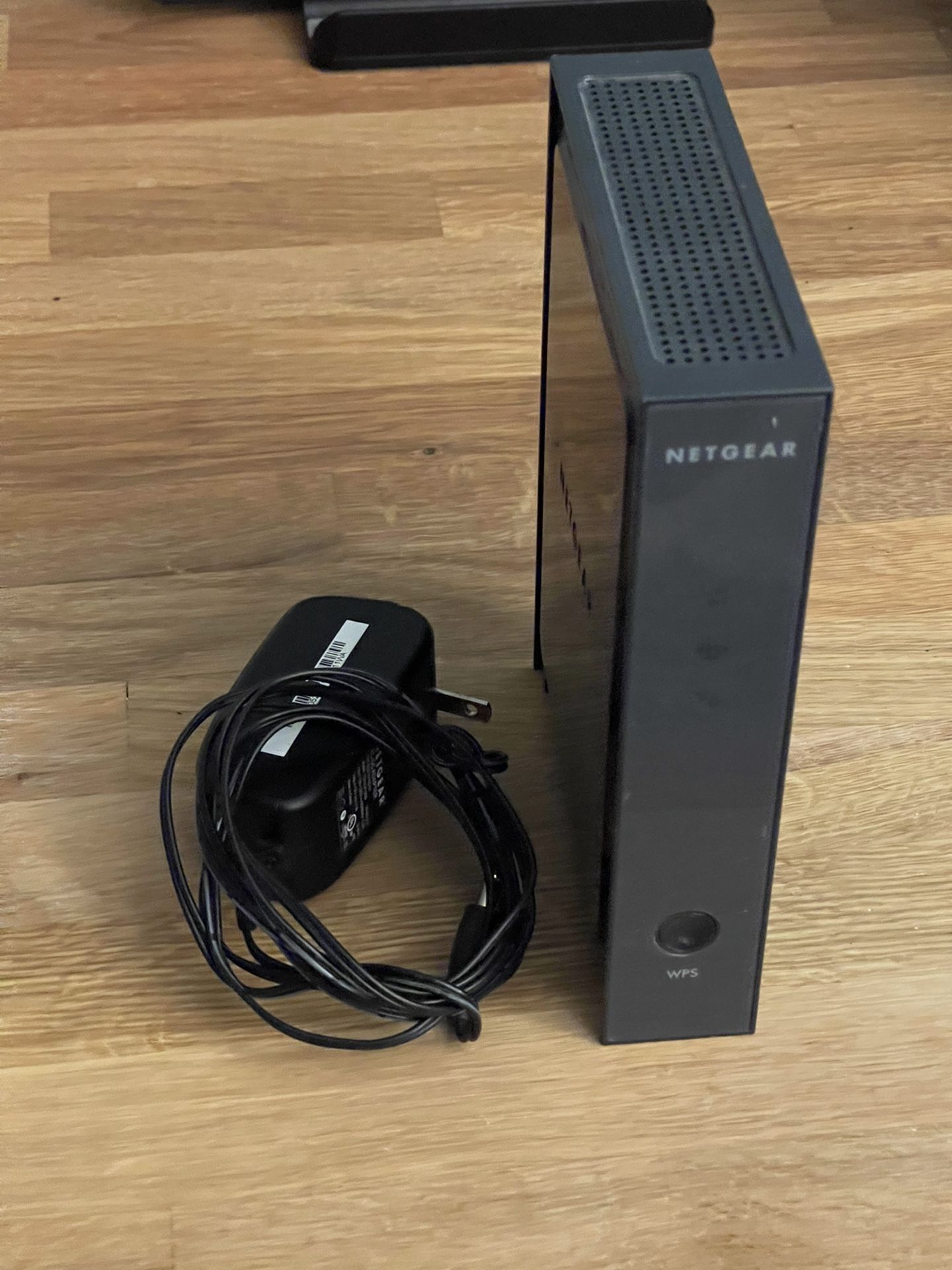 NETGEAR Wifi Access Point and Reapeater - WN2000RPT