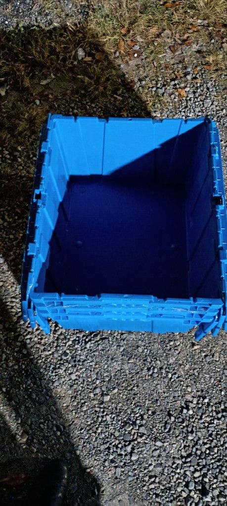 🔥 Large Heavy-Duty Storage Crates – Only 9 Left! $8 Each 🔥