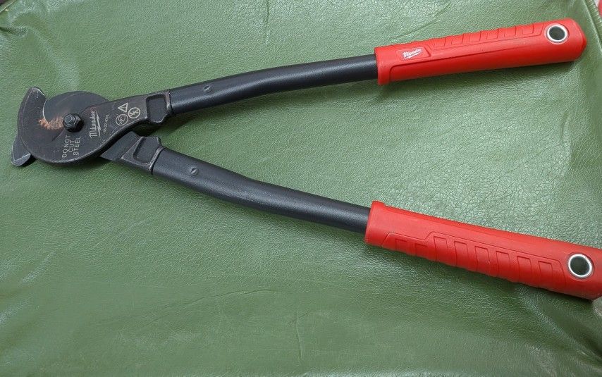 Milwaukee Cable Cutters