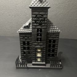 Spooky House
