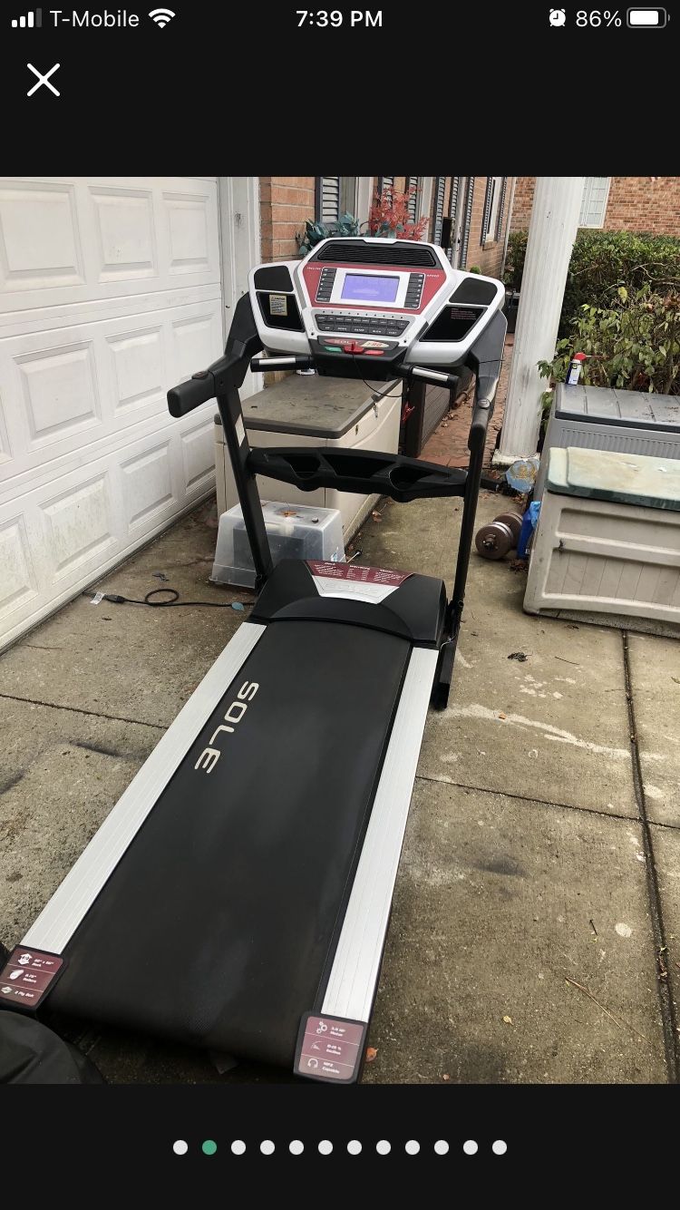 5 Top of The Line Quality Treadmills