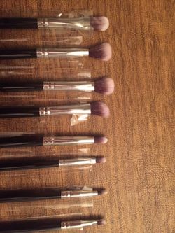Makeup brushes