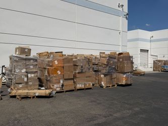 Brand new mixed merchandise pallets