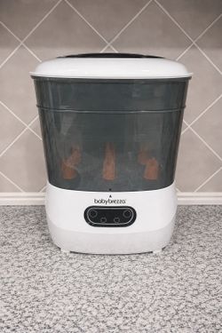 Baby Brezza Bottle Sterilizer & Dryer