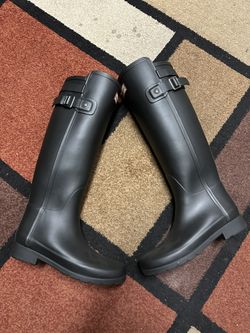 Hunter Women’s Tall Rain Boots
