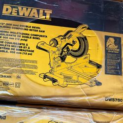 DWS780 Double Bevel Sliding Compound Miter Saw 