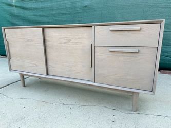Crate And Barrel Mid-Century Modern Wood Credenza Sideboard Media Console Entertainment Center